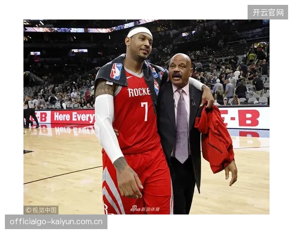 受外援伤病潮严重影响，主帅斯卢茨基的上海申花五月联赛未尝胜绩。